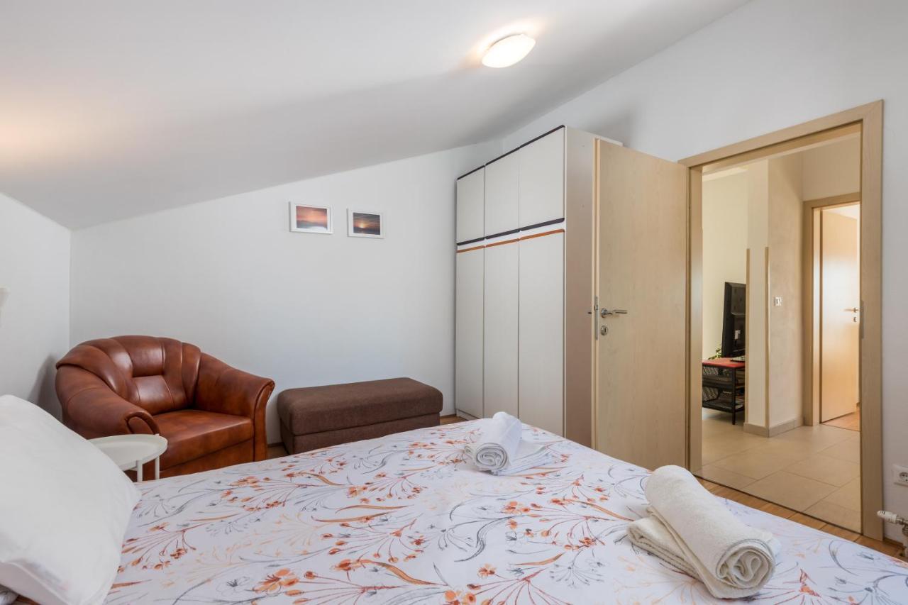 Blue Horizon Apartment โอปาติยา ภายนอก รูปภาพ